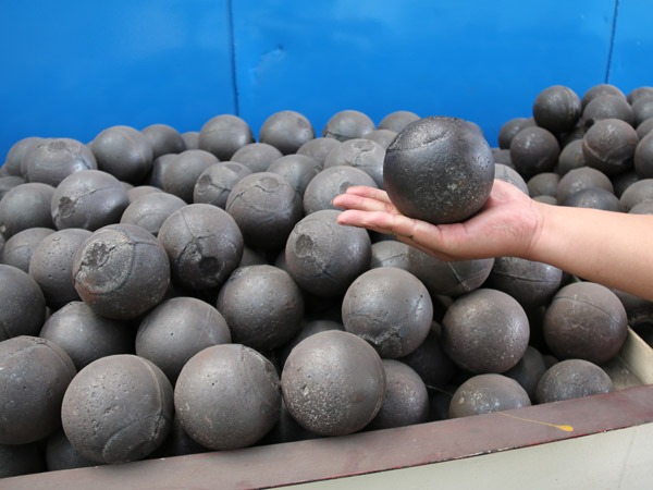 球磨機研磨介質(zhì)——鋼球 球磨機研磨介質(zhì)——鋼球