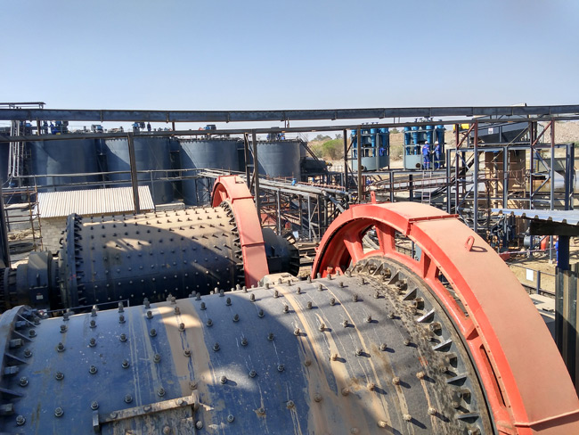 選礦生產(chǎn)線現(xiàn)場 選礦生產(chǎn)線現(xiàn)場