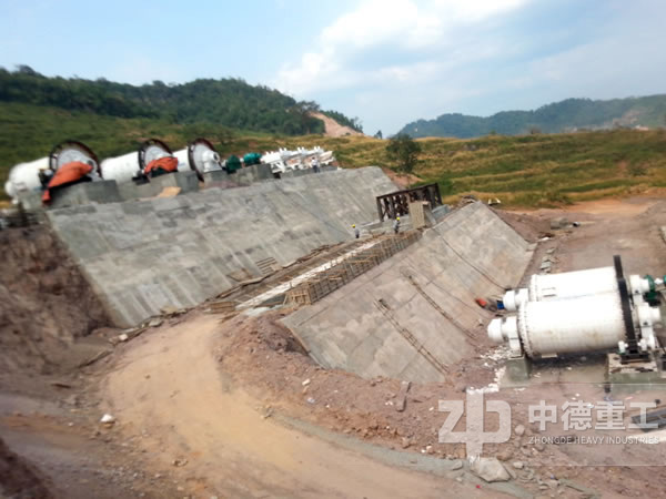 球磨機生產(chǎn)現(xiàn)場