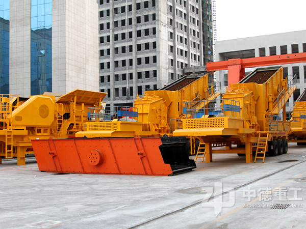 石灰石移動式破碎機(jī)不同型號具有不同的性能 石灰石移動式破碎機(jī)不同型號具有不同的性能