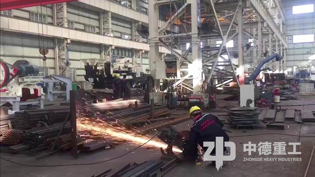 不用調(diào)整，看到這滿滿的材料我就已經(jīng)快速進入工作狀態(tài)了