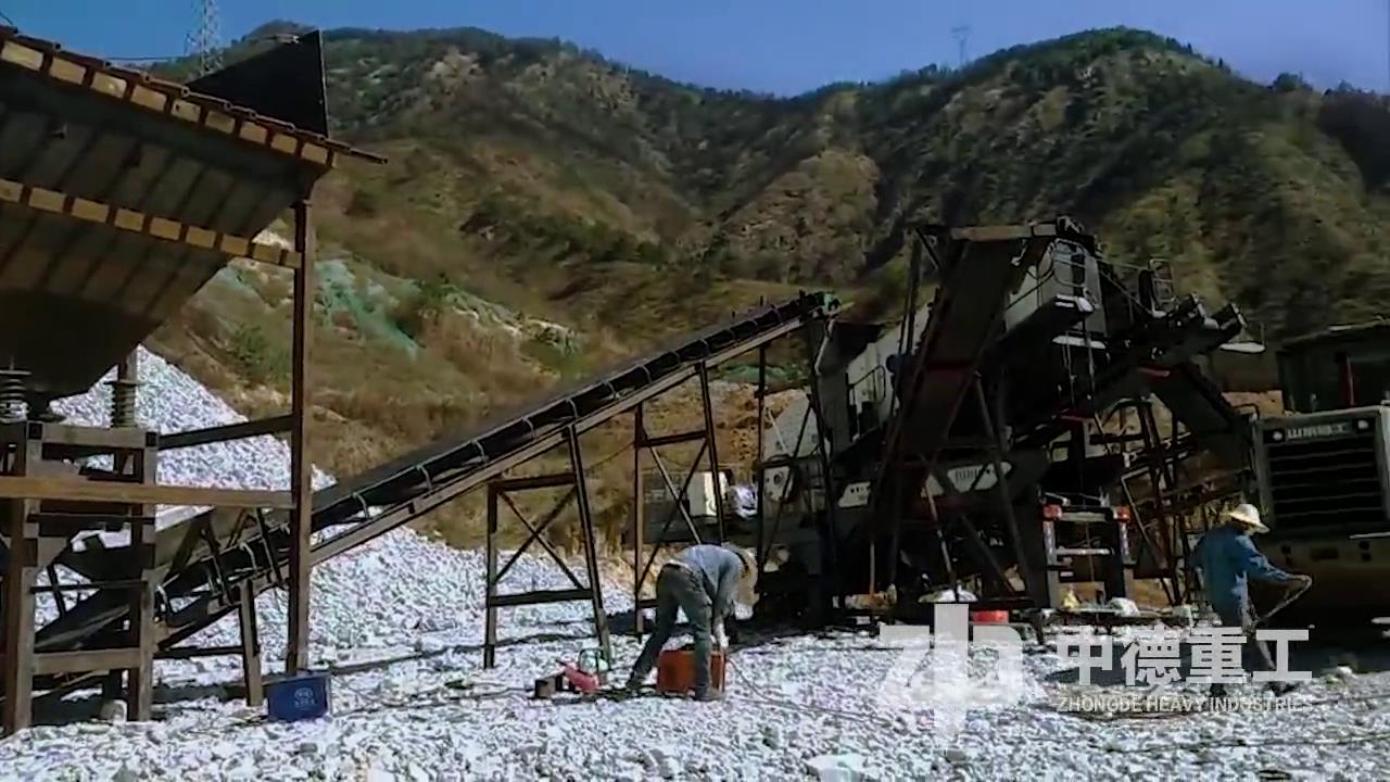 用戶直接將生產(chǎn)線駕到待加工物料旁方便作業(yè)