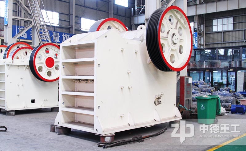 顎式破碎機(jī)生產(chǎn)車間 顎式破碎機(jī)生產(chǎn)車間